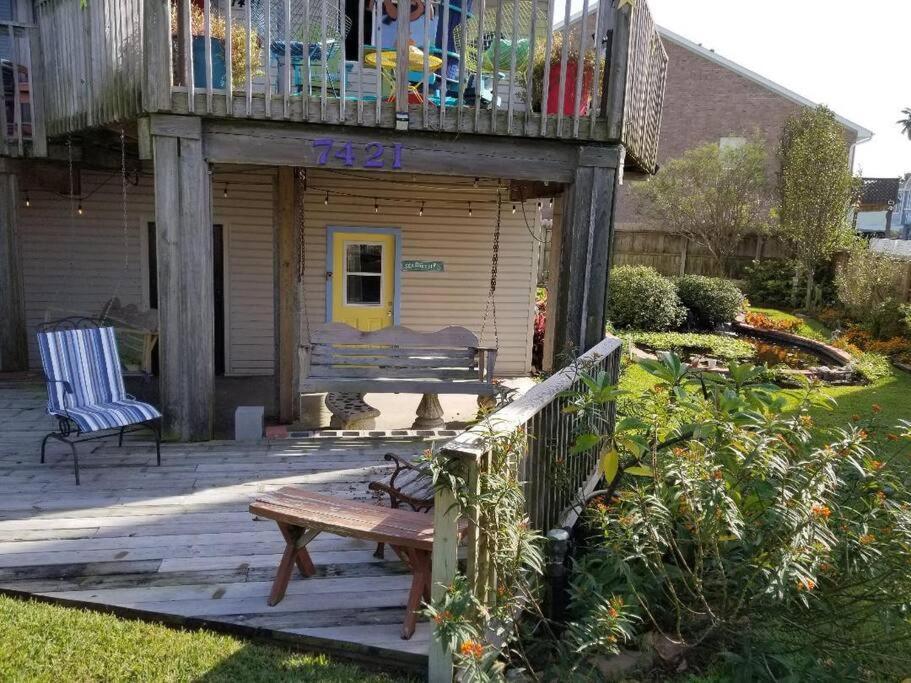 The Seahorse Apt - Lakeside And Close To The Beach Appartement Galveston Buitenkant foto